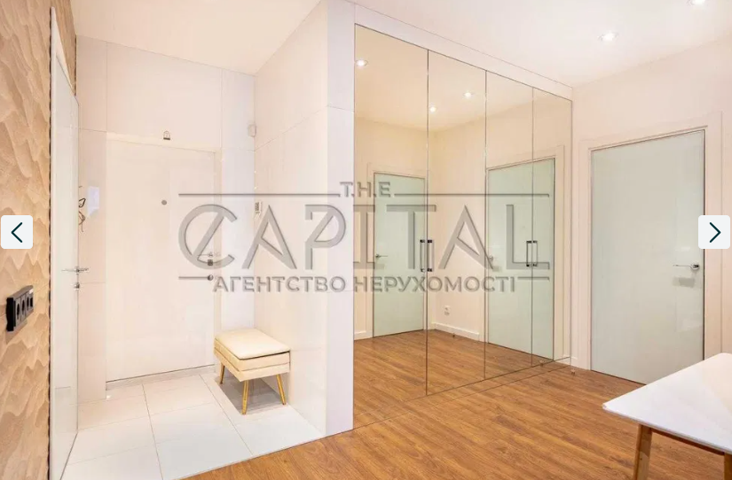 Сколько стоят и как выглядят квартиры в самом дорогом районе Киева